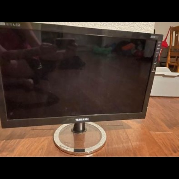 Yamakasi gaming 27” computer monitor - Picture 1 of 6